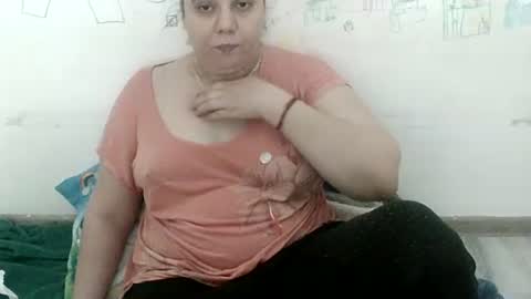 Snapshot of vixenbya chatting on March 5, 8:54 am vixenbya online show from March 5, 8:54 am