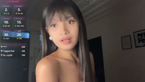Donna online show from June 18, 4:11 pm