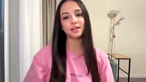 Snapshot of vixy_luna chatting on March 9, 1:48 pm Miss Mia online show from March 9, 1:48 pm