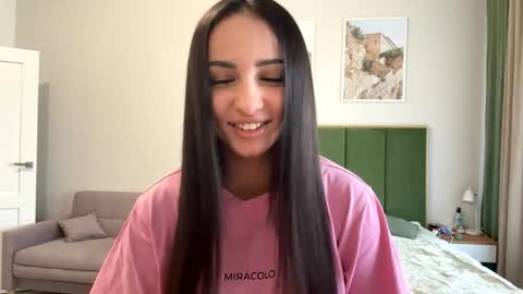 Miss Mia online show from April 28, 1:27 pm