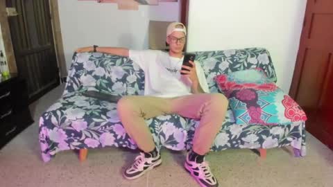 Vlad online show from May 17, 3:48 am