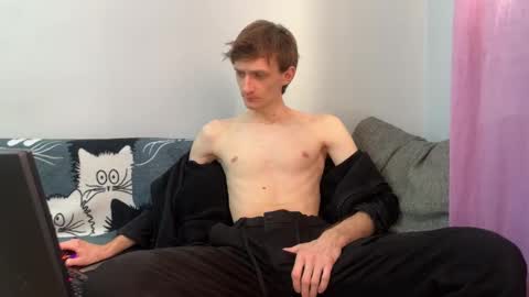 Snapshot of vlad_ggvldd chatting on March 8, 1:04 pm Vlad Dinovich online show from March 8, 1:04 pm