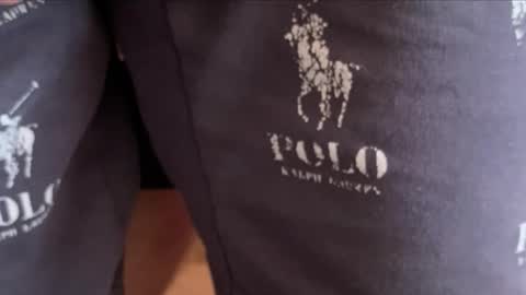 Snapshot of vlad_ggvldd chatting on March 19, 9:13 am Vlad Dinovich online show from March 19, 9:13 am