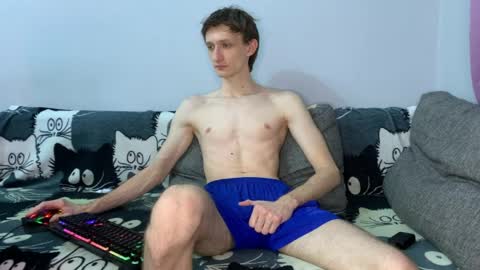 Snapshot of vlad_ggvldd chatting on April 1, 4:37 pm Vlad Dinovich online show from April 1, 4:37 pm