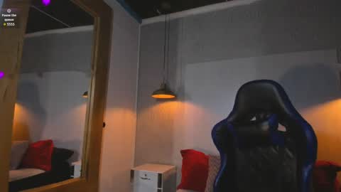 Vlad  online show from May 6, 1:05 pm