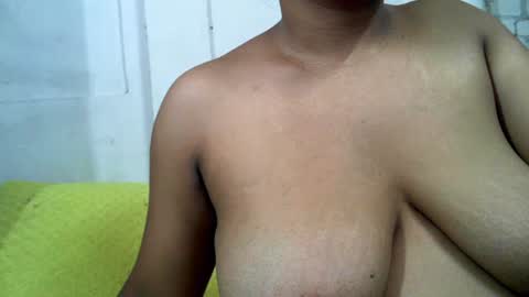 voagelle online show from February 1, 2:24 pm