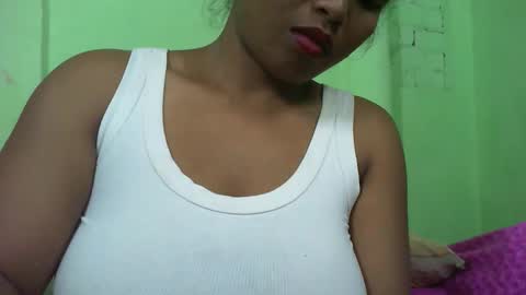 voagelle online show from September 16, 6:53 pm