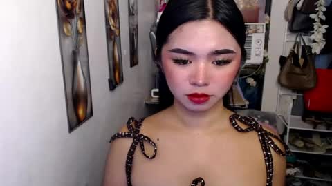 voganmarie online show from July 15, 4:40 am