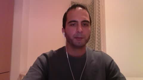 Snapshot of volve5 chatting on December 21, 10:40 pm volve5 online show from December 21, 10:40 pm