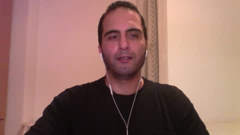 Snapshot of volve5 chatting on February 3, 2:25 am volve5 online show from February 3, 2:25 am