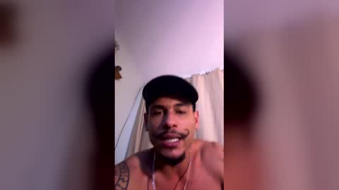 Snapshot of votroxdiversos chatting on February 3, 6:51 am Jh0nZer0 online show from February 3, 6:51 am