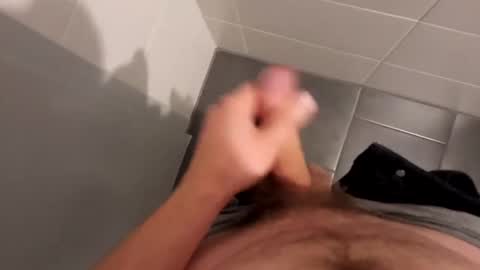 Snapshot of voyeuristicmcfly2 chatting on September 15, 6:52 pm mcfly online show from September 15, 6:52 pm