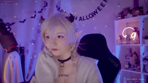 vronnier online show from November 6, 11:00 am