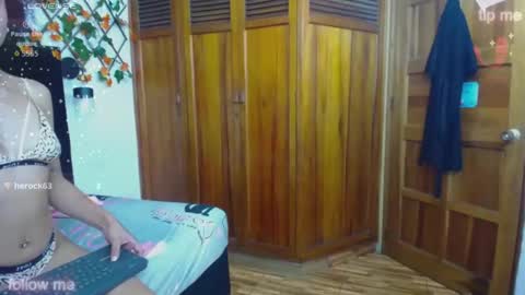 Snapshot of vsamanthaper2 chatting on March 6, 9:11 pm vsamanthaper2 online show from March 6, 9:11 pm