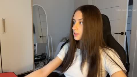 Arina online show from April 27, 8:12 am