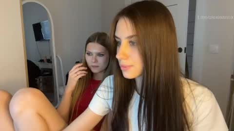 Arina online show from May 11, 2:45 pm
