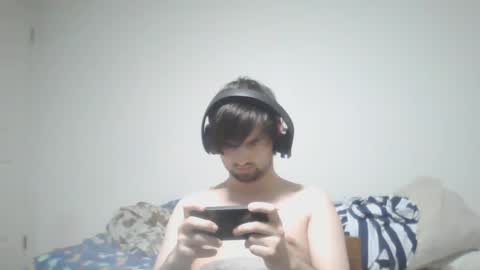 Snapshot of vygrax chatting on February 19, 10:53 pm Vygrax online show from February 19, 10:53 pm