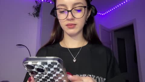 Alice  Before pvt write to me in PM  online show from December 5, 1:14 am