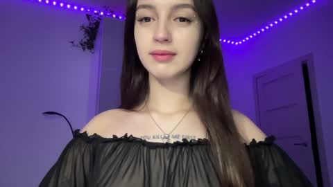 Alice  Before pvt write to me in PM  online show from December 7, 9:22 pm