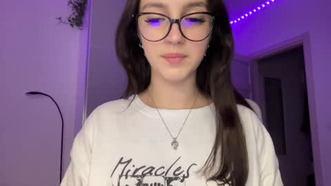 Alice  Before pvt write to me in PM  online show from December 23, 12:46 am