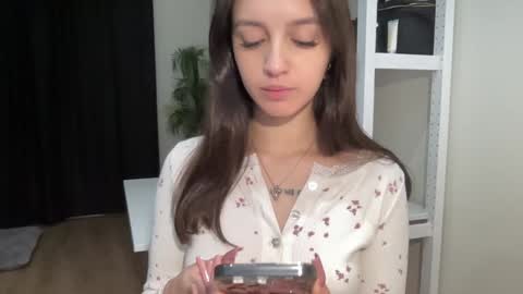 Alice  Before pvt write to me in PM  online show from December 27, 10:16 pm