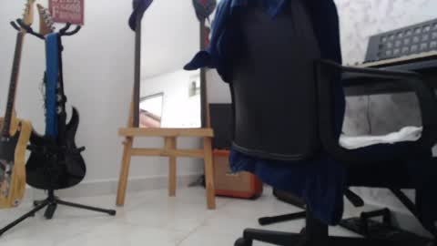 John online show from April 4, 8:06 pm