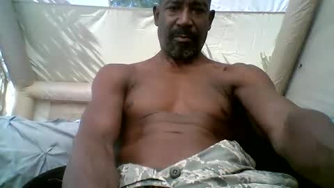 Snapshot of waleswusup chatting on October 6, 4:04 pm Champion Lover online show from October 6, 4:04 pm