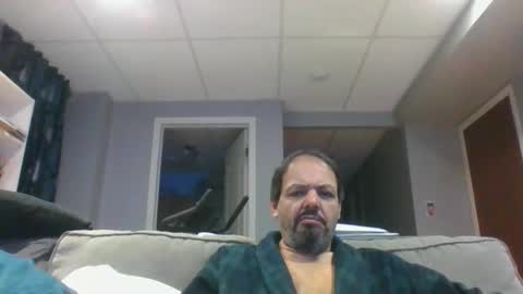 walker033 online show from December 1, 6:40 am