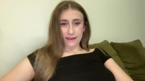 Snapshot of walkiria19 chatting on May 7, 6:24 pm walkiria19 online show from May 7, 6:24 pm