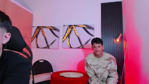 Snapshot of wallen_house chatting on February 26, 2:10 am Hi I am Venus kloy Thiago online show from February 26, 2:10 am