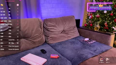 Snapshot of walt_enjoy chatting on December 30, 12:54 am Walt Enjoy online show from December 30, 12:54 am