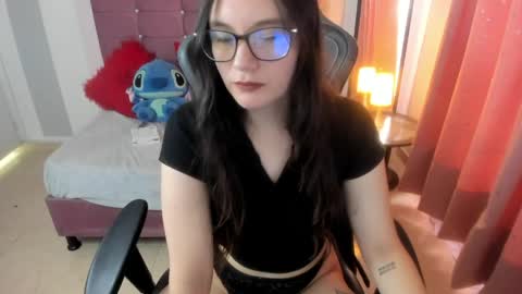 Snapshot of wanda_sg chatting on April 10, 5:50 pm Alexandra online show from April 10, 5:50 pm