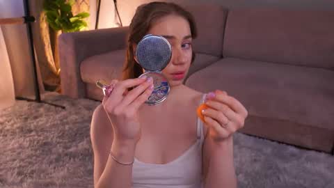 hello guys im Lilian online show from March 27, 3:12 am