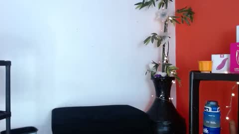 Snapshot of wandalivee chatting on January 9, 6:16 am Wanda online show from January 9, 6:16 am