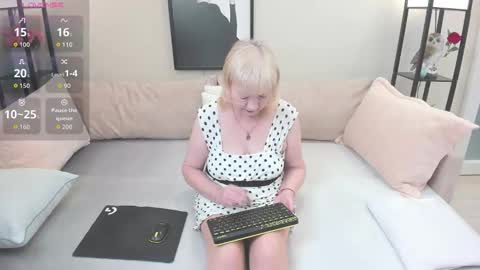 wanessaraso online show from September 26, 10:08 am