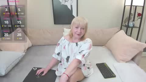 wanessaraso online show from October 10, 2:27 pm