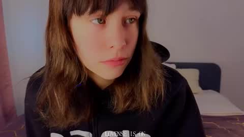 Betti online show from November 30, 2:15 am