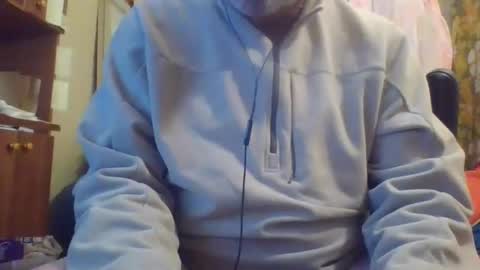 Snapshot of wanky357 chatting on September 27, 8:14 pm Tibo Love online show from September 27, 8:14 pm