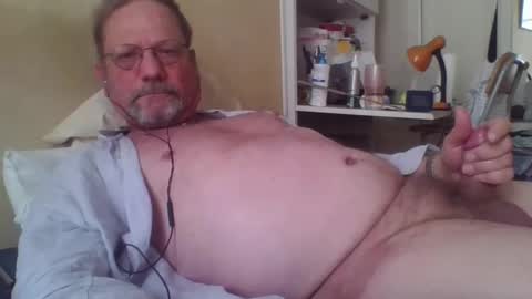 Snapshot of wanky357 chatting on April 13, 1:05 pm Tibo Love online show from April 13, 1:05 pm