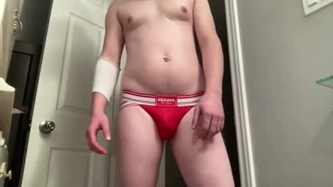 wannabbearr online show from December 4, 9:29 am