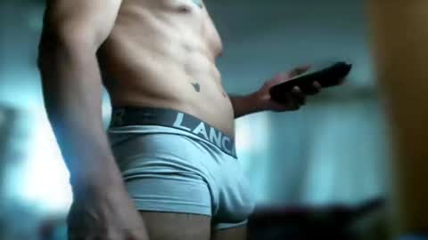 Snapshot of warlockkkkk chatting on September 19, 8:31 pm Gerard online show from September 19, 8:31 pm