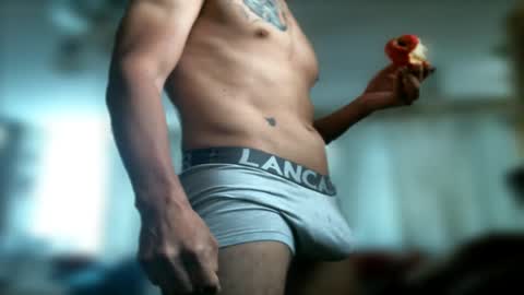 Snapshot of warlockkkkk chatting on September 30, 7:41 pm Gerard online show from September 30, 7:41 pm