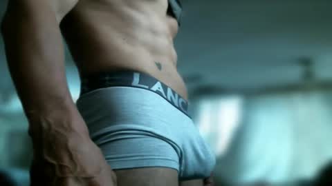 Snapshot of warlockkkkk chatting on November 18, 7:29 pm Gerard online show from November 18, 7:29 pm