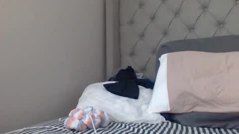 wasiancutie online show from May 16, 8:29 pm