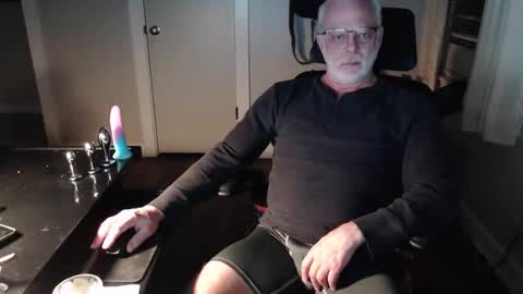 Snapshot of wasted_daze_ chatting on January 17, 3:22 am wasted_daze_ online show from January 17, 3:22 am