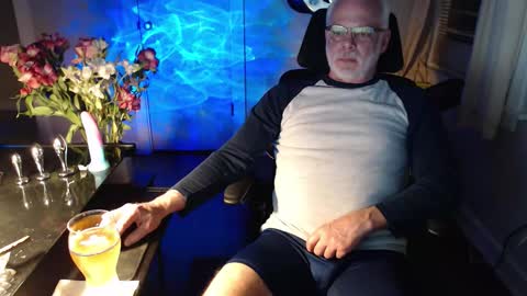 wasted_daze_ online show from March 9, 1:20 am