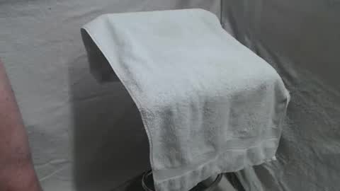 Snapshot of watchingaswell chatting on December 20, 12:45 pm watchingaswell online show from December 20, 12:45 pm