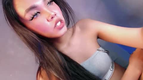 Isla Fox online show from October 7, 5:59 am