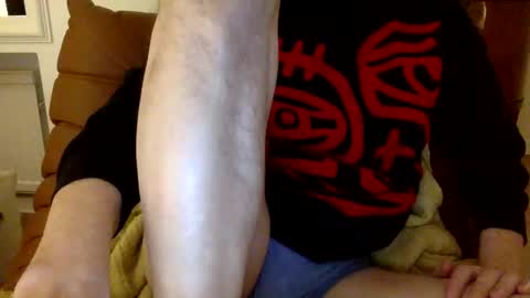 Snapshot of wave3210 chatting on March 10, 6:24 pm wave3210 online show from March 10, 6:24 pm