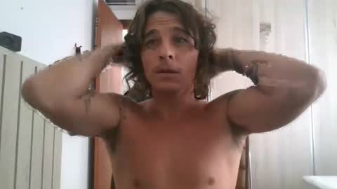 Snapshot of wave_boyy chatting on March 16, 12:31 pm wave_boyy online show from March 16, 12:31 pm